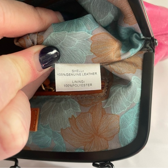 HOBO Dixie Fuchsia Pink Rose Kisslock Leather Crossbody Bag Clutch Purse - Picture 8 of 12